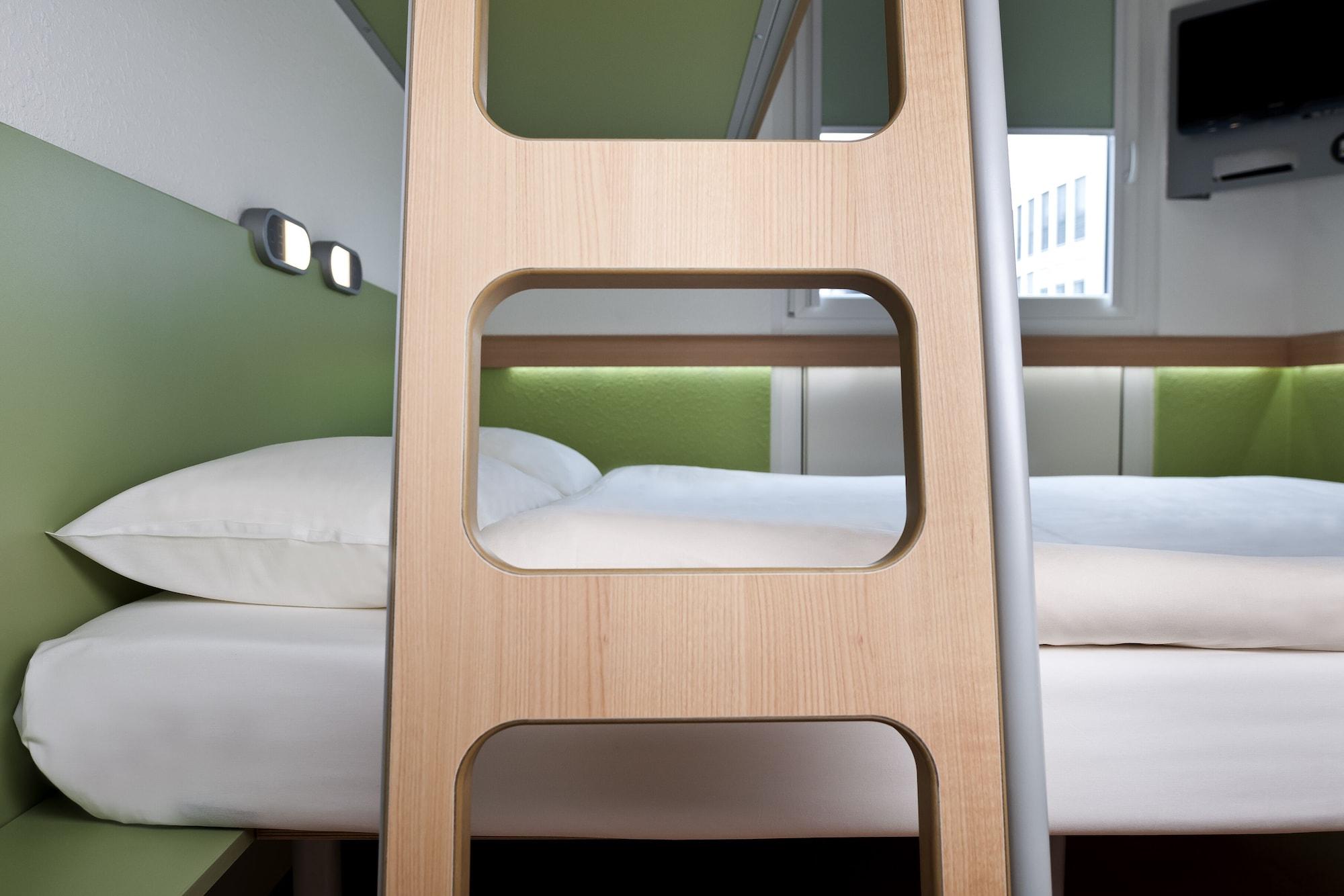 Ibis Budget Tours Nord Экстерьер фото