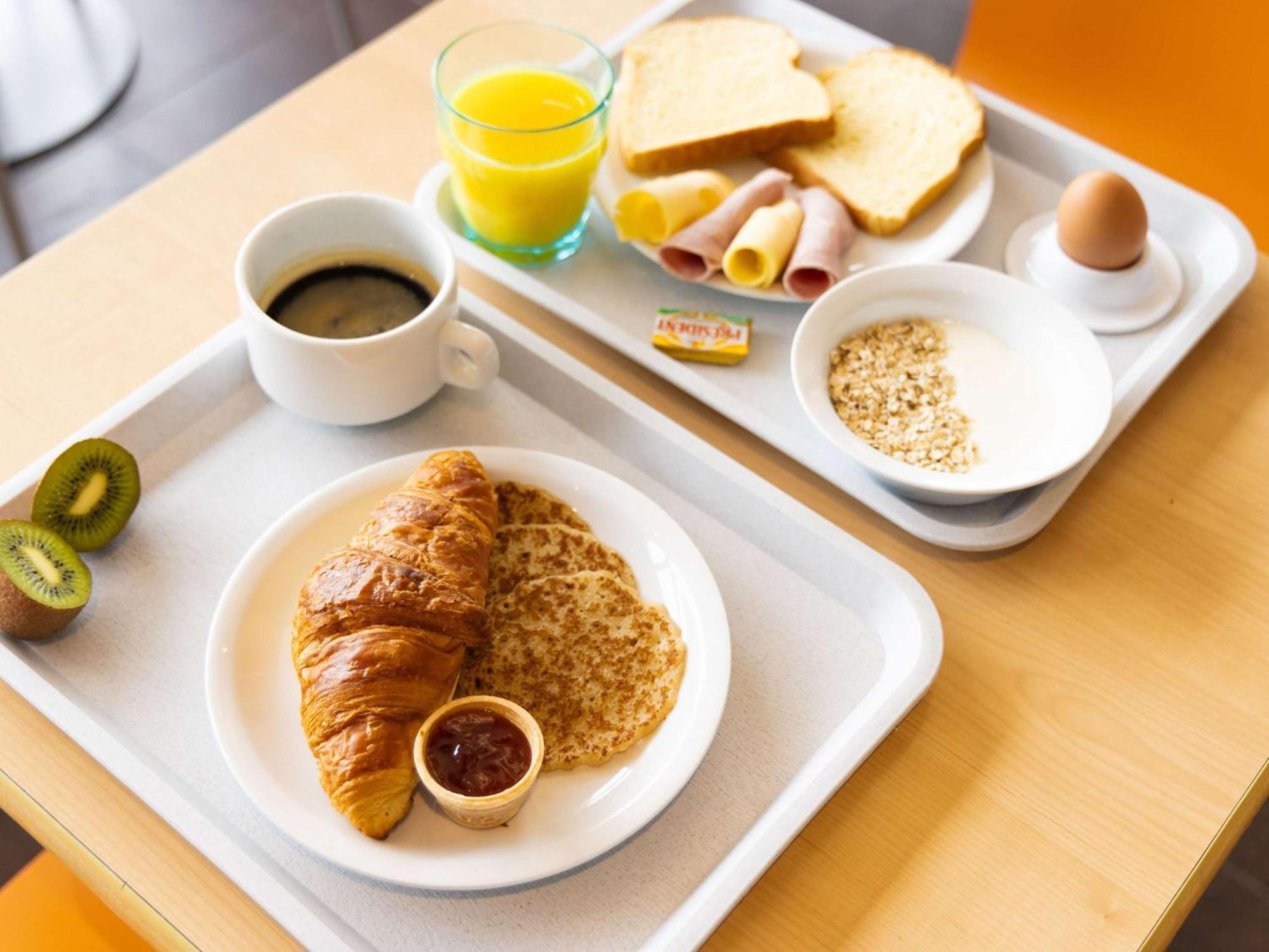 Ibis Budget Tours Nord Экстерьер фото